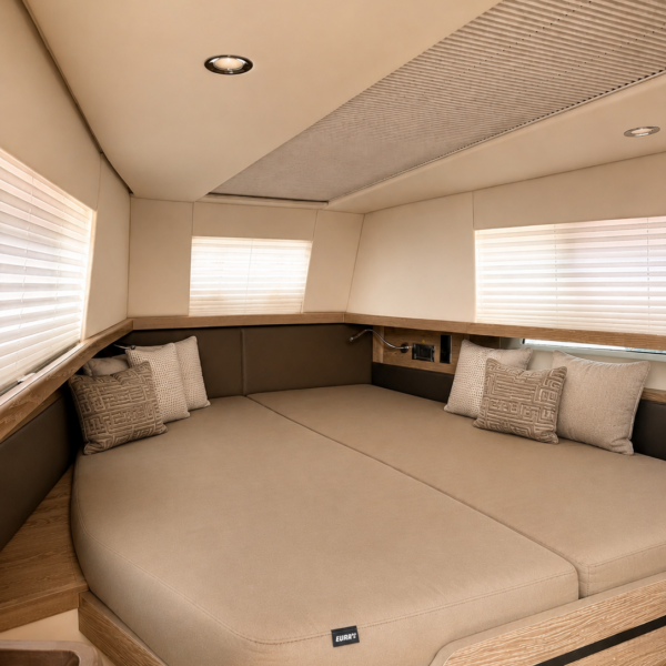 BLACK SHEEP master cabin with double berth