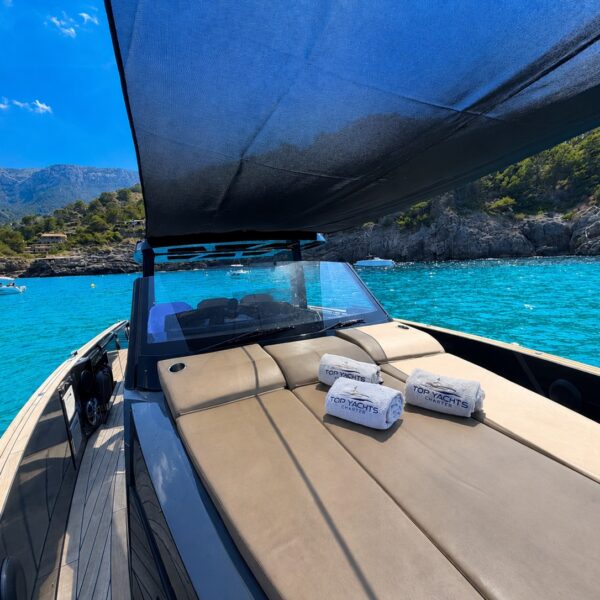 Shaded bow sun lounge beneath the Bimini on BLACK SHEEP